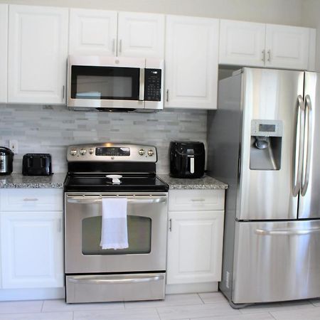 Lilys Stylish Villa Close To Disney Ideal For Long Stays 奥兰多 外观 照片