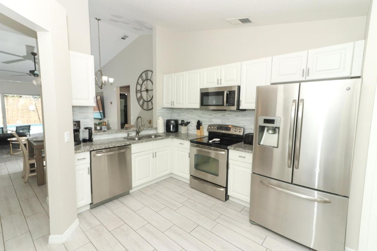 Lilys Stylish Villa Close To Disney Ideal For Long Stays 奥兰多 外观 照片