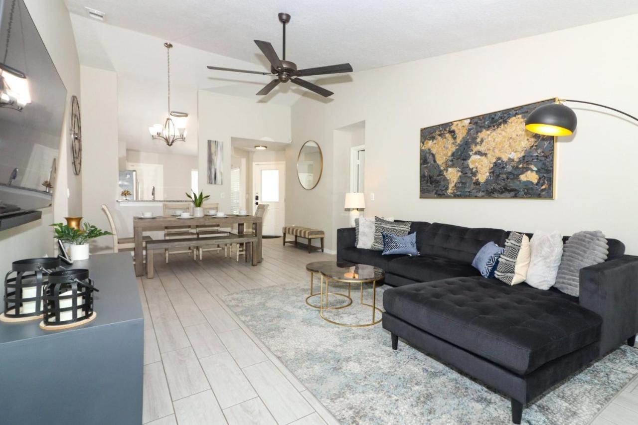 Lilys Stylish Villa Close To Disney Ideal For Long Stays 奥兰多 外观 照片