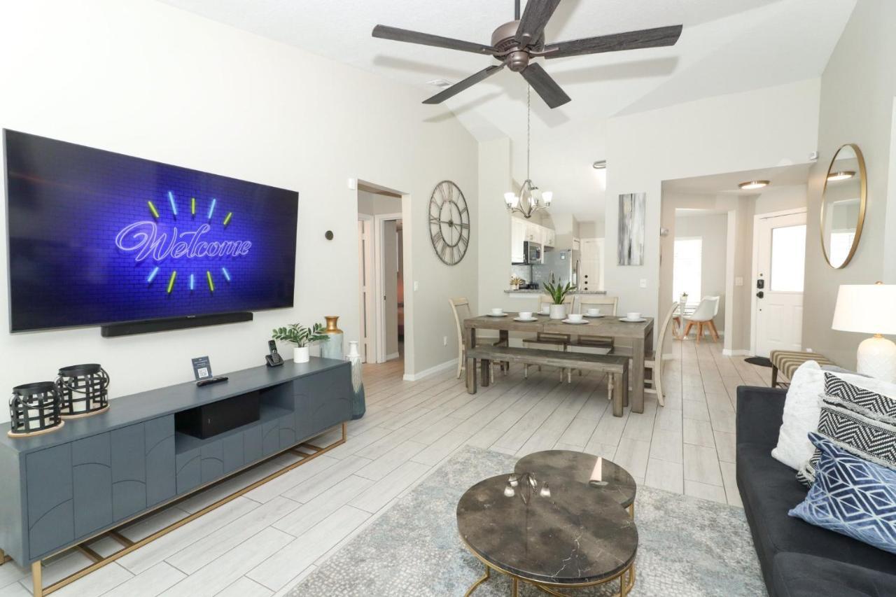 Lilys Stylish Villa Close To Disney Ideal For Long Stays 奥兰多 外观 照片